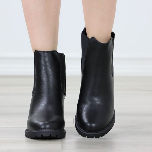 Womens Ankle Boots Lug Block Heel Black Synthetic Leather Round Toe Elastic Gore - Picture 4 of 13